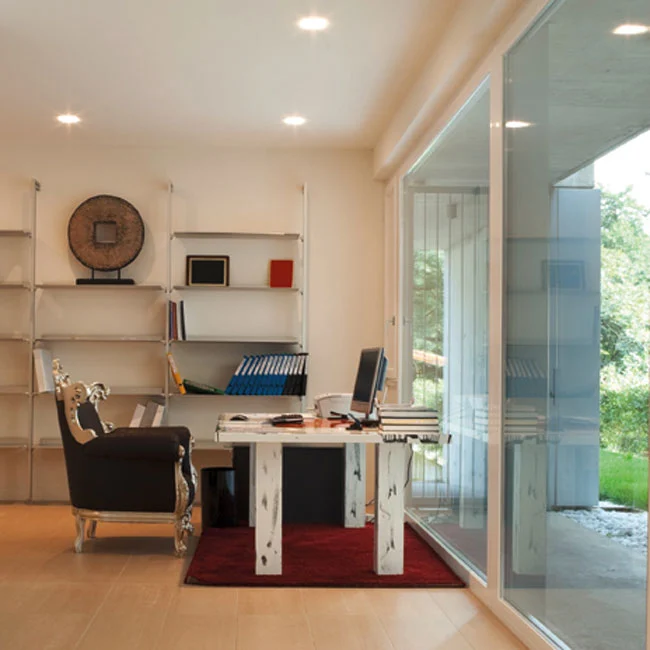 holzfenster-innenansicht-augsburg Holzfenster Innenansicht in einem Wohnraum in Augsburg